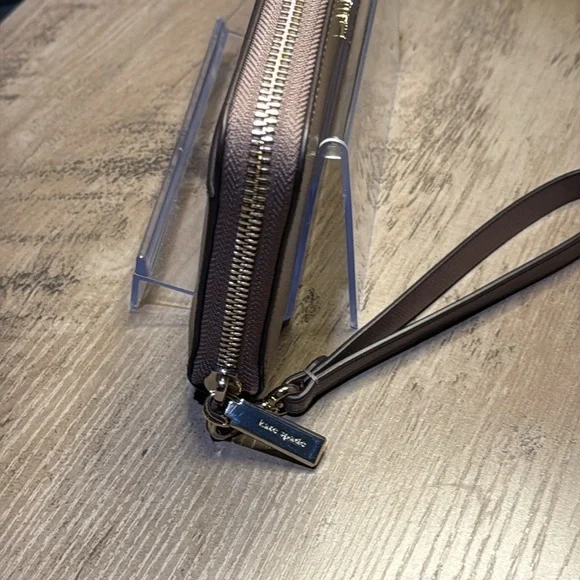 Kate Spade Large Flat Continental Wallet Staci - Dusk Cityscape NWT - Picture 8 of 13